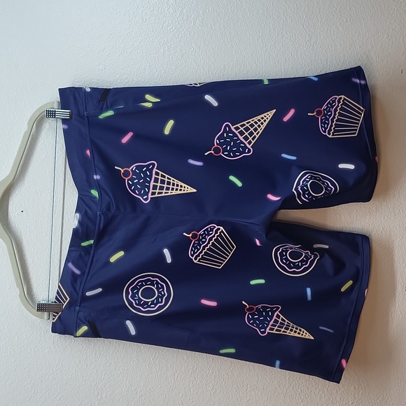 Mens Feed Me Fight Me Workout Shorts - Picture 5 of 11